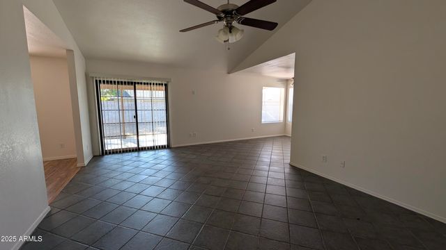 8425 W ALICE Avenue, Peoria, AZ 85345