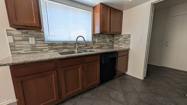 8425 W ALICE Avenue, Peoria, AZ 85345