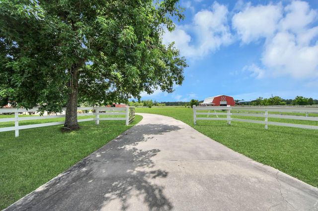 2109 County Road 2274, Cleveland, TX 77327