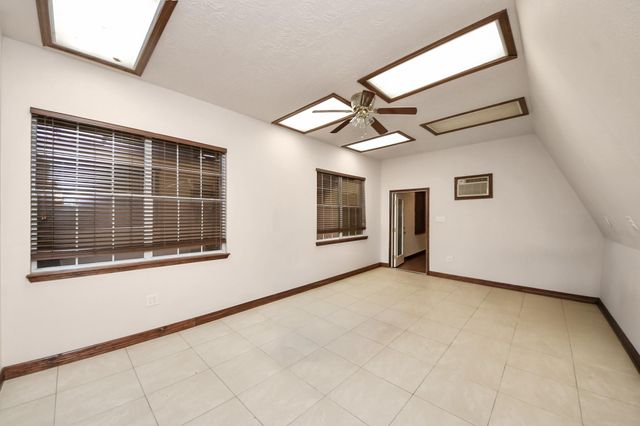 2109 County Road 2274, Cleveland, TX 77327