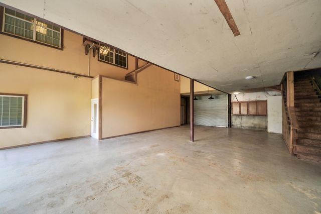2109 County Road 2274, Cleveland, TX 77327