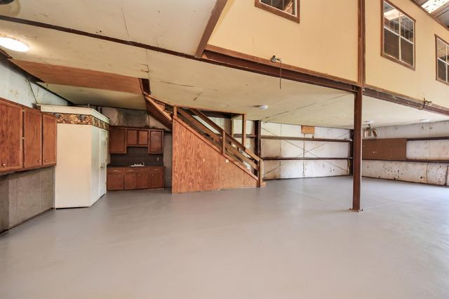 2109 County Road 2274, Cleveland, TX 77327