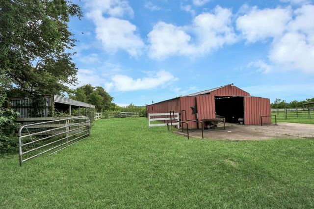 2109 County Road 2274, Cleveland, TX 77327