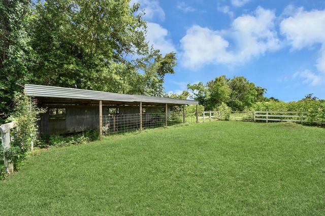 2109 County Road 2274, Cleveland, TX 77327