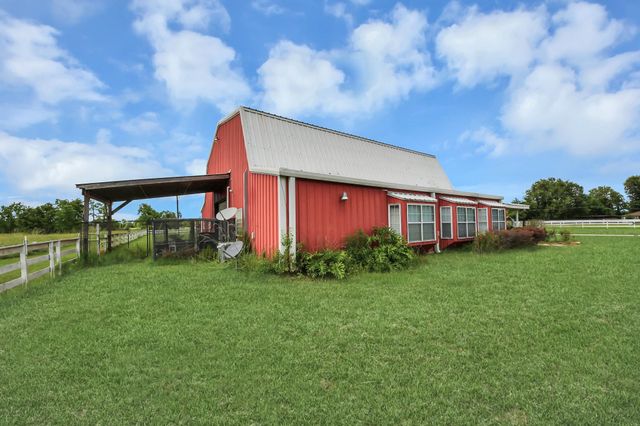 2109 County Road 2274, Cleveland, TX 77327
