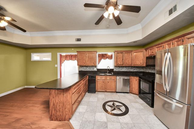 2109 County Road 2274, Cleveland, TX 77327