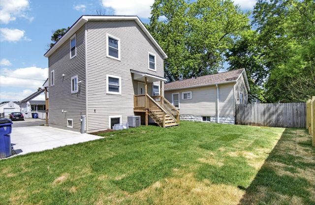 1321 Terrace AVENUE, Racine, WI 53403