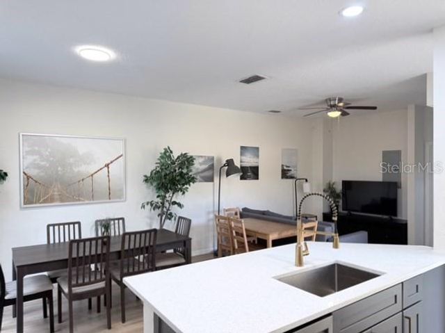 1282 S BEACH CIRCLE, Kissimmee, FL 34746