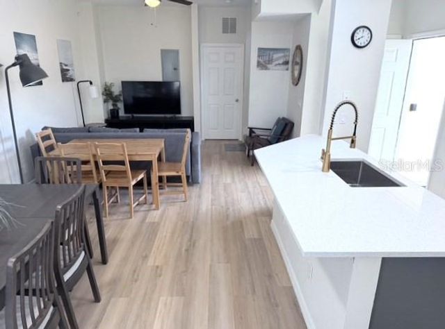 1282 S BEACH CIRCLE, Kissimmee, FL 34746