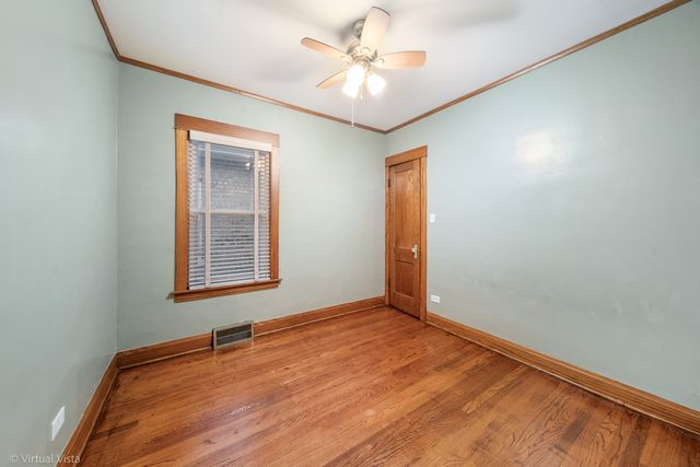 2330 Gunderson Avenue, Berwyn, IL 60402