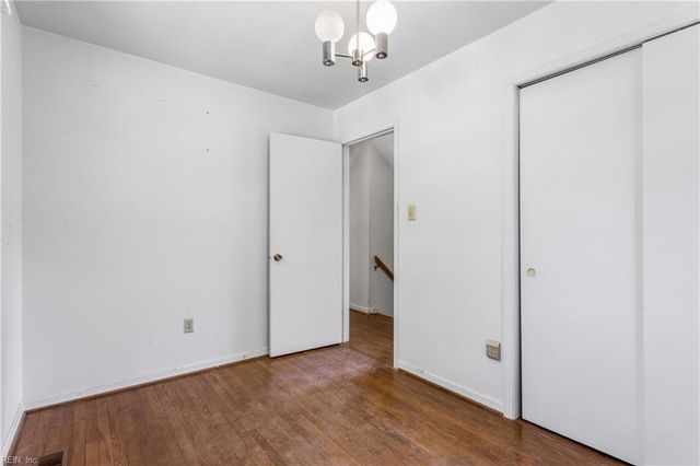 122 Tabb LN, Yorktown, VA 23693