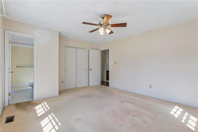 122 Tabb LN, Yorktown, VA 23693