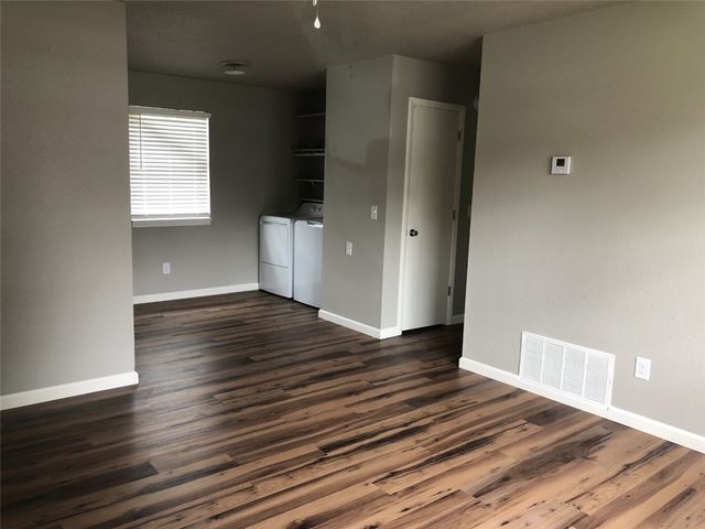 419 Cleveland Street A, Springdale, AR 72764