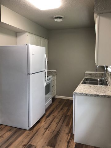 419 Cleveland Street A, Springdale, AR 72764