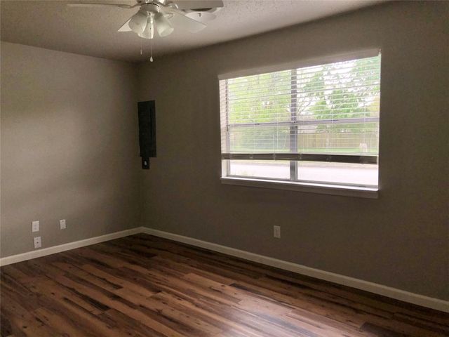 419 Cleveland Street A, Springdale, AR 72764