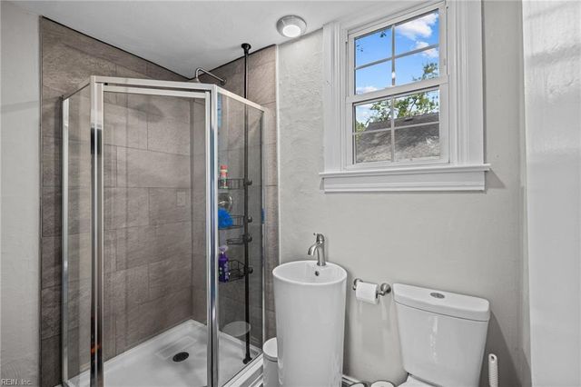 203 Saint James AVE, Suffolk, VA 23434