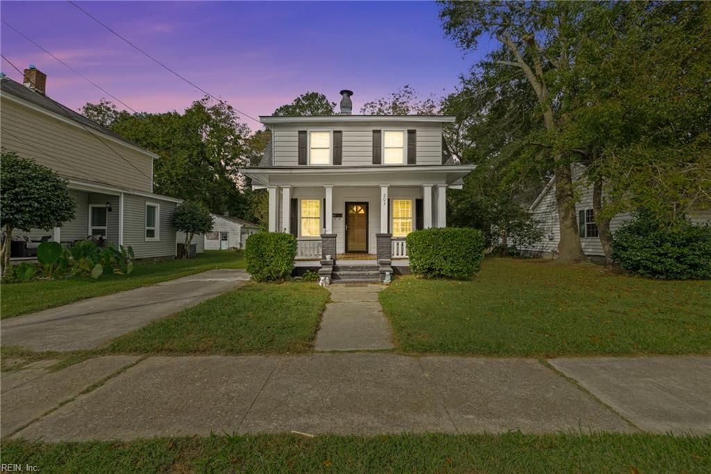 203 Saint James AVE, Suffolk, VA 23434