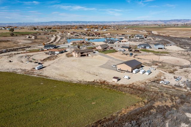 1322 Gold Lake Drive, Loma, CO 81524