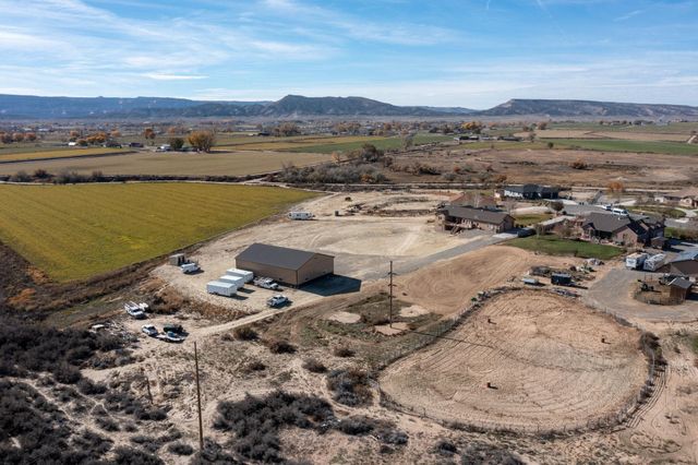 1322 Gold Lake Drive, Loma, CO 81524