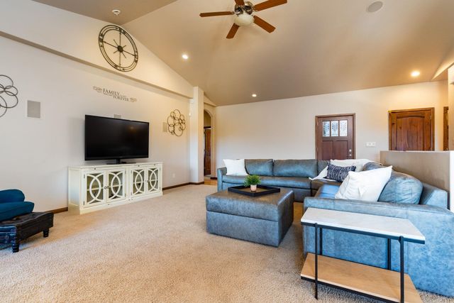 1322 Gold Lake Drive, Loma, CO 81524