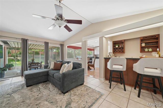 329 Meadowbrook Drive, Ballwin, MO 63011