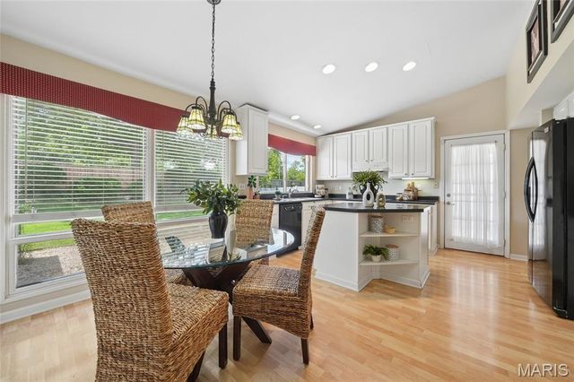 329 Meadowbrook Drive, Ballwin, MO 63011