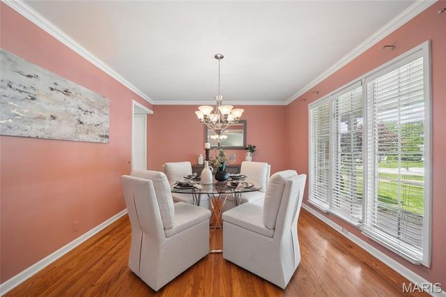 329 Meadowbrook Drive, Ballwin, MO 63011