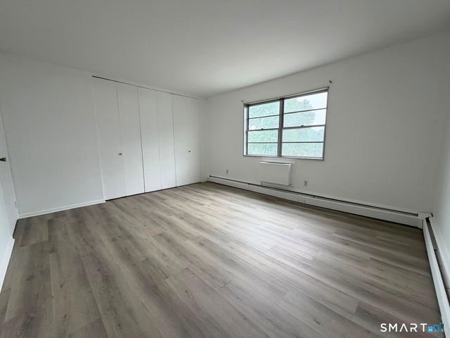 18 Fairview Drive 3, Danbury, CT 06810