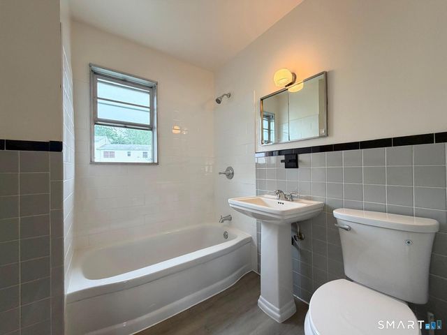 18 Fairview Drive 3, Danbury, CT 06810