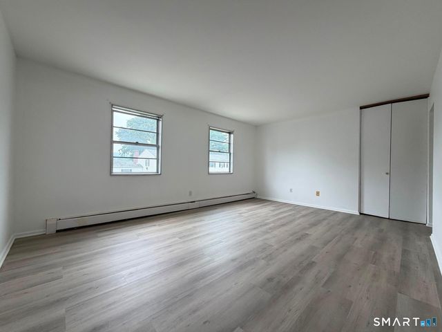 18 Fairview Drive 3, Danbury, CT 06810