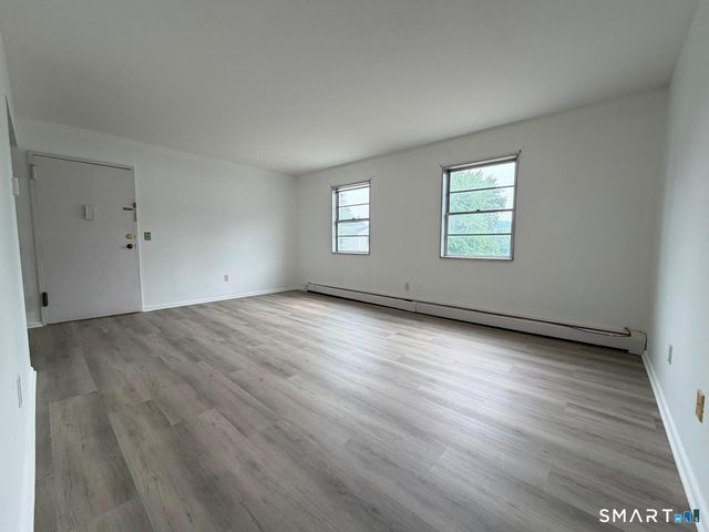 18 Fairview Drive 3, Danbury, CT 06810