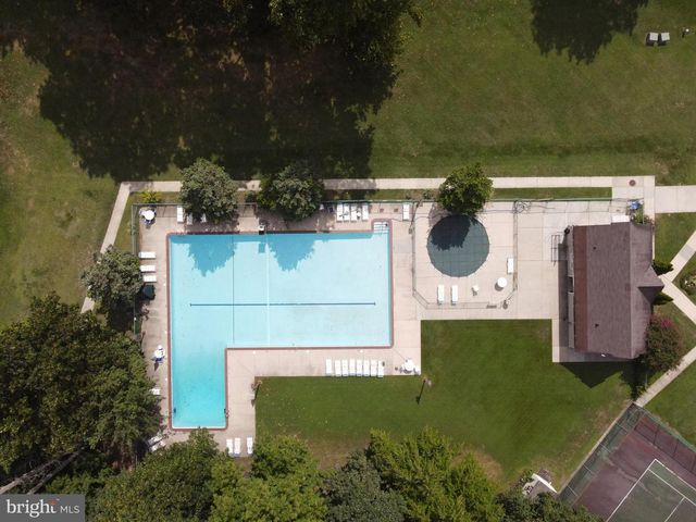 445 DURHAM CT, West Deptford, NJ 08051