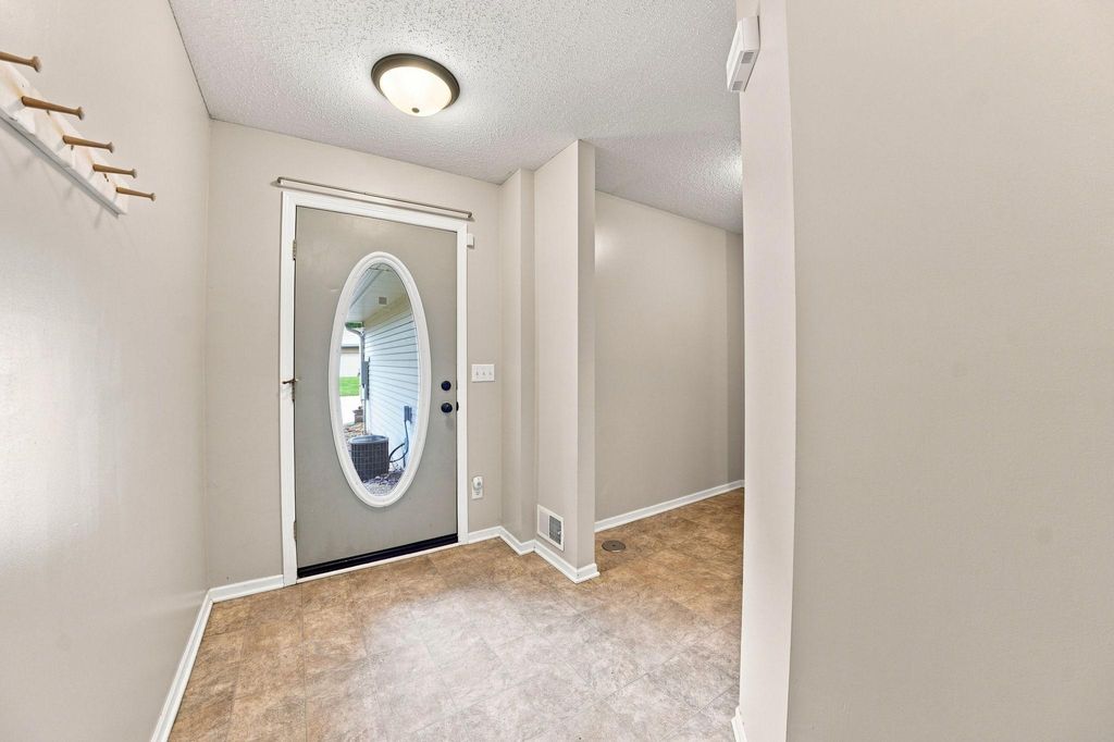 833 Winsome Way NW, Isanti, MN 55040 — photo 3