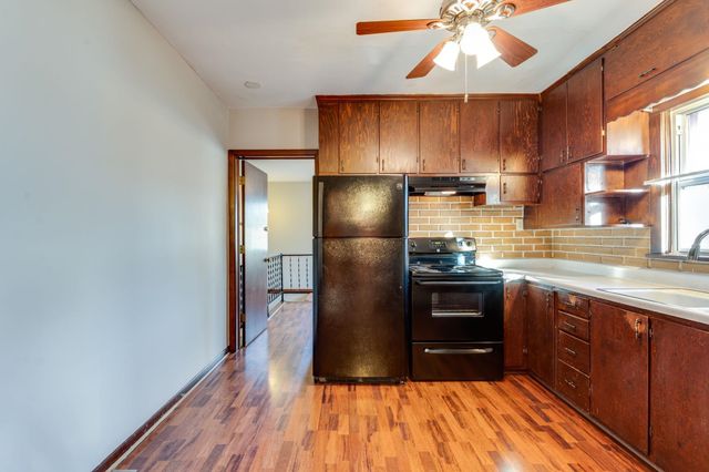 1906 S Waco Ave, Wichita, KS 67213