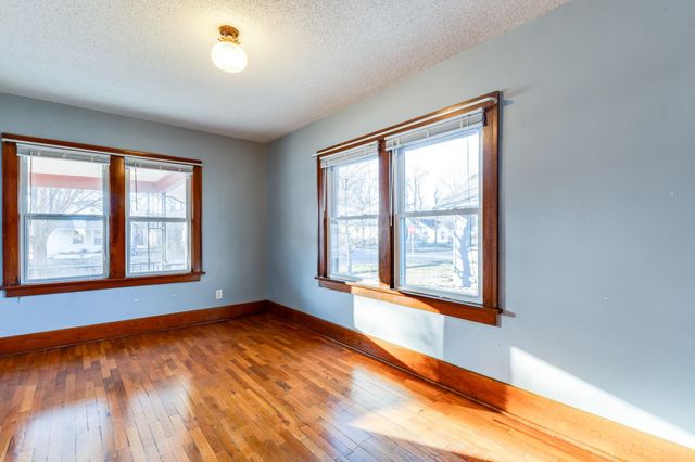 1906 S Waco Ave, Wichita, KS 67213