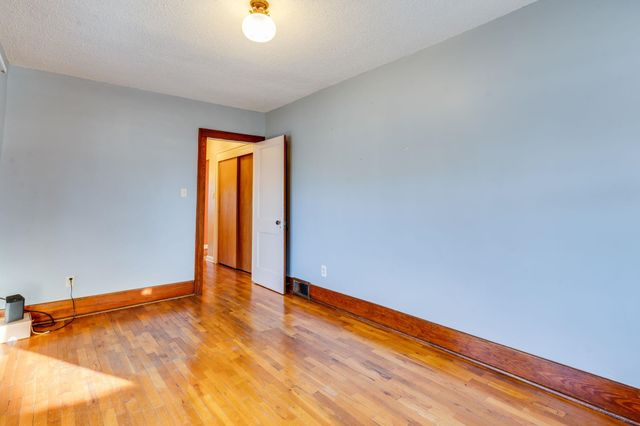 1906 S Waco Ave, Wichita, KS 67213