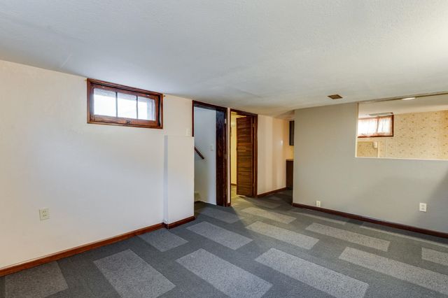 1906 S Waco Ave, Wichita, KS 67213