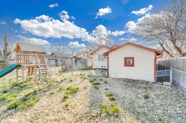 1906 S Waco Ave, Wichita, KS 67213