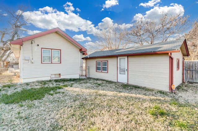 1906 S Waco Ave, Wichita, KS 67213