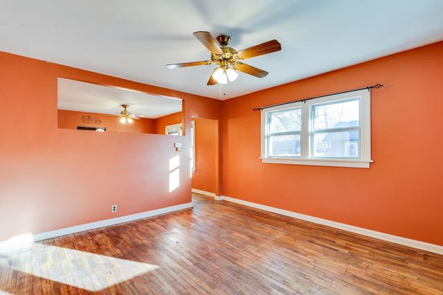 1906 S Waco Ave, Wichita, KS 67213