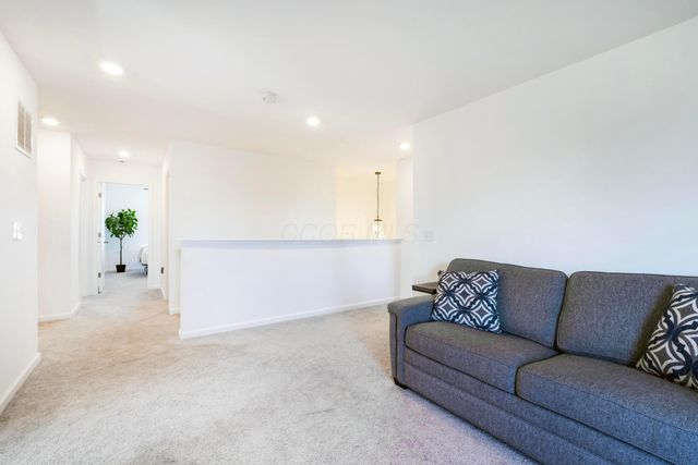 495 Wingate Place N, Mount Sterling, OH 43143