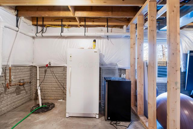 495 Wingate Place N, Mount Sterling, OH 43143