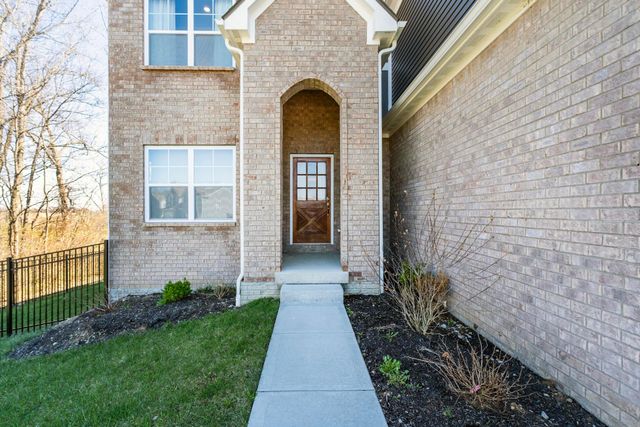 495 Wingate Place N, Mount Sterling, OH 43143