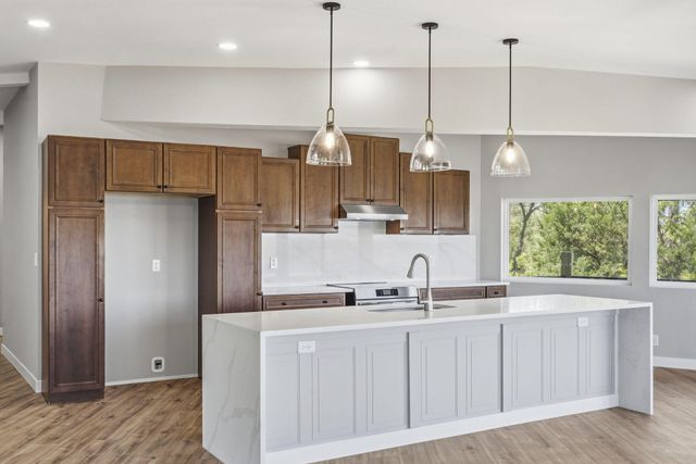 9387 State Highway 13, Kimberling City, MO 65686