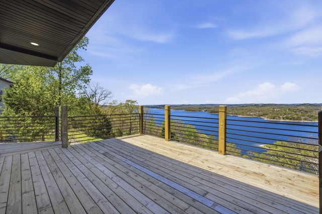 9387 State Highway 13, Kimberling City, MO 65686