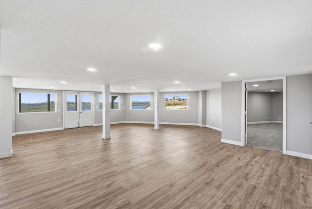9387 State Highway 13, Kimberling City, MO 65686