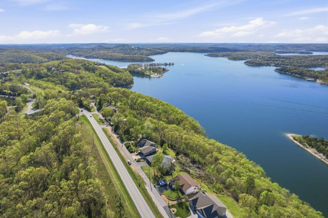9387 State Highway 13, Kimberling City, MO 65686
