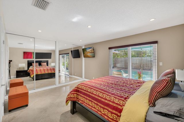 2300 NE 16th Avenue, Wilton Manors, FL 33305