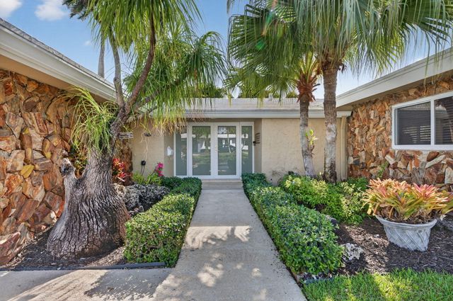 2300 NE 16th Avenue, Wilton Manors, FL 33305