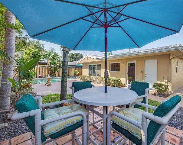 2300 NE 16th Avenue, Wilton Manors, FL 33305
